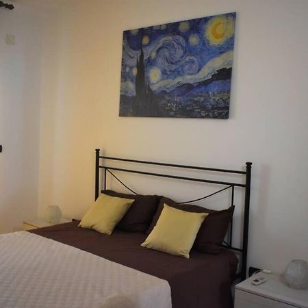 Donna Teresa Accomodation - Holiday House Monopoli Bagian luar foto