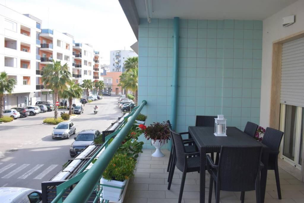 Donna Teresa Accomodation - Holiday House Monopoli Bagian luar foto