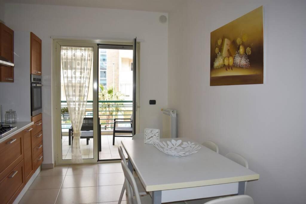 Donna Teresa Accomodation - Holiday House Monopoli Bagian luar foto