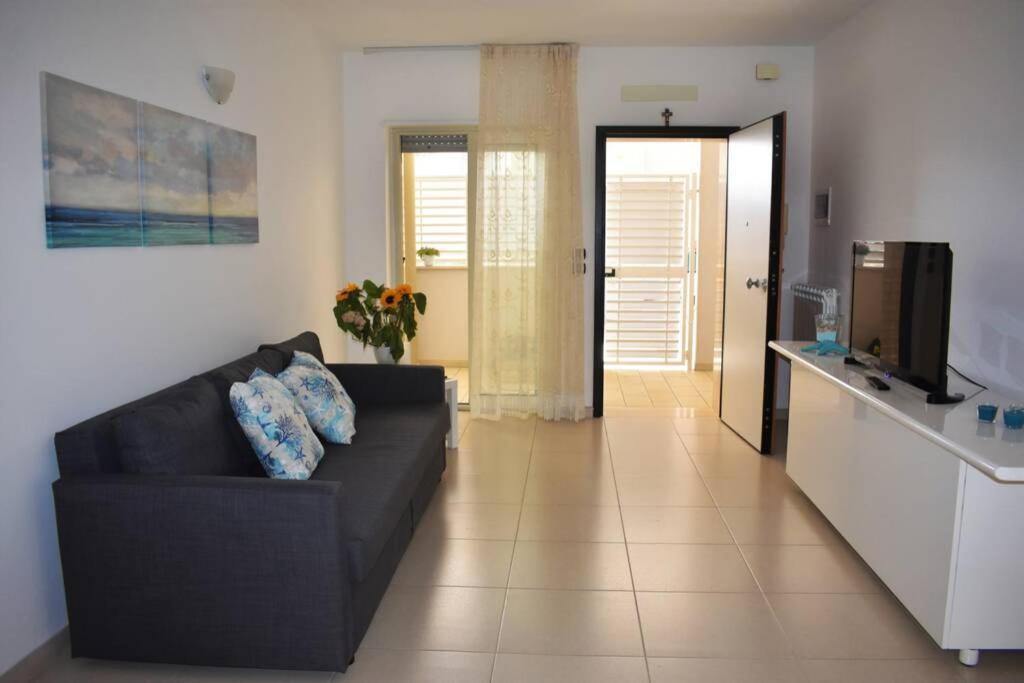 Donna Teresa Accomodation - Holiday House Monopoli Bagian luar foto