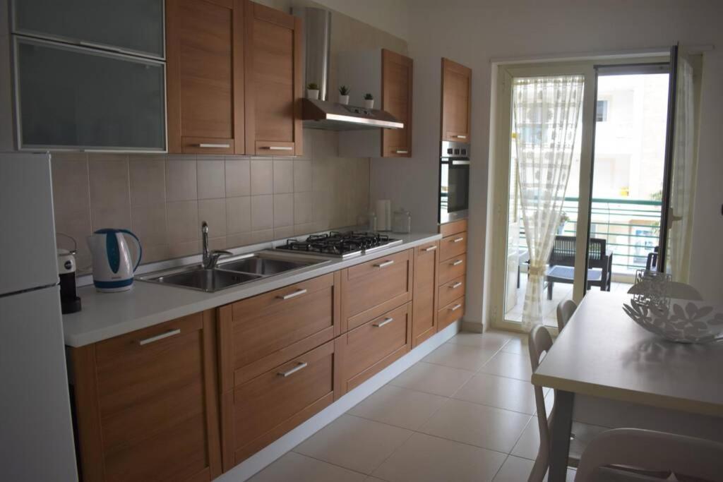 Donna Teresa Accomodation - Holiday House Monopoli Bagian luar foto